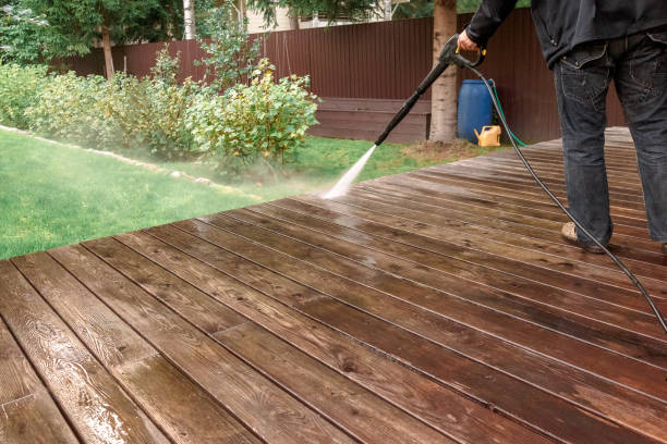 Best Driveway Pressure Washing  in Manorhaven, NY